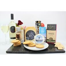 Classic Cornish Cheese & Wine Hamper
